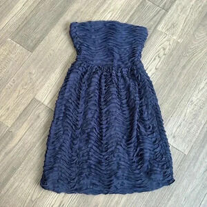 🔥Zara🔥 | Navy blue ruffled strapless  dress